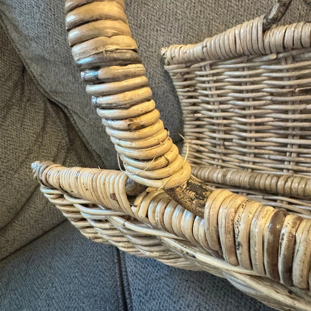 Vintage Rustic Wicker Fireplace Log or Blanket Basket w/ handle –15